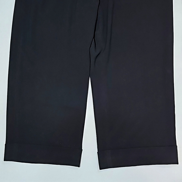 Style&co Woman crop pants Sz 16W black cuffed wide leg Stretch casual Travel - Picture 2 of 10